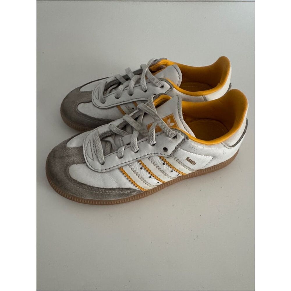 adidas Kids White Gray Yellow Sneakers EUC - Picture 3 of 5